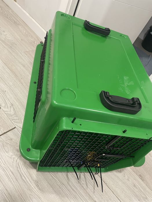 Caixa de transporte para cães e gatos