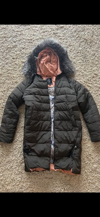 Курточка зимова можна для вагітної