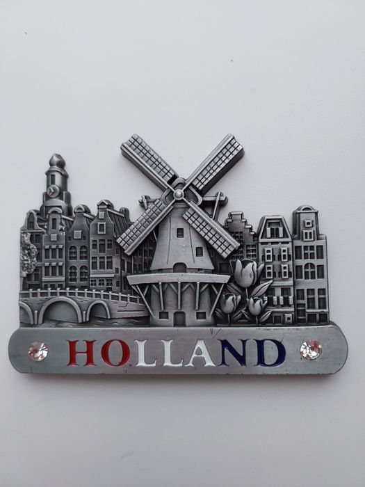 Магнитик на холодильник