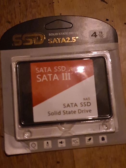 Dysk SSD 4TB nowy zafoliowany