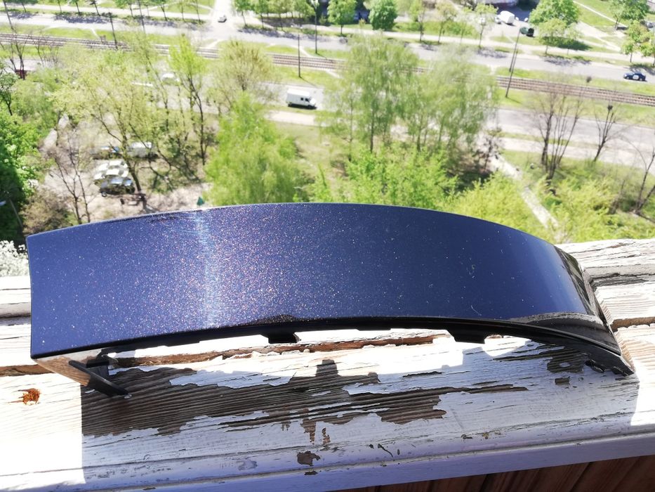 Продам накладки задню ЛІВУ під фари Skoda Octavia a5 2008р в колір ХЕТ