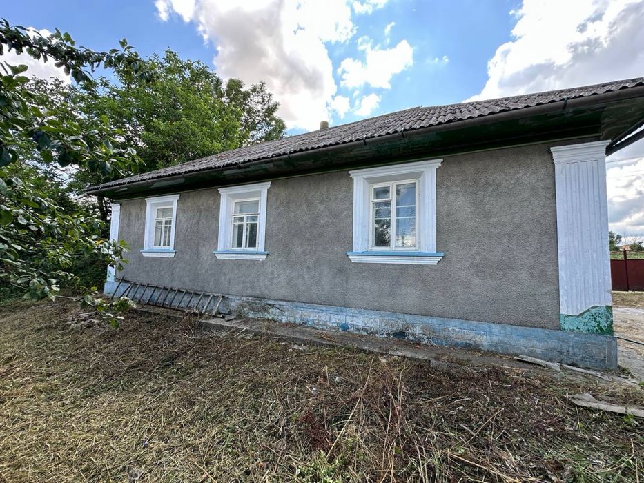 Продам будинок в селі Жердя.