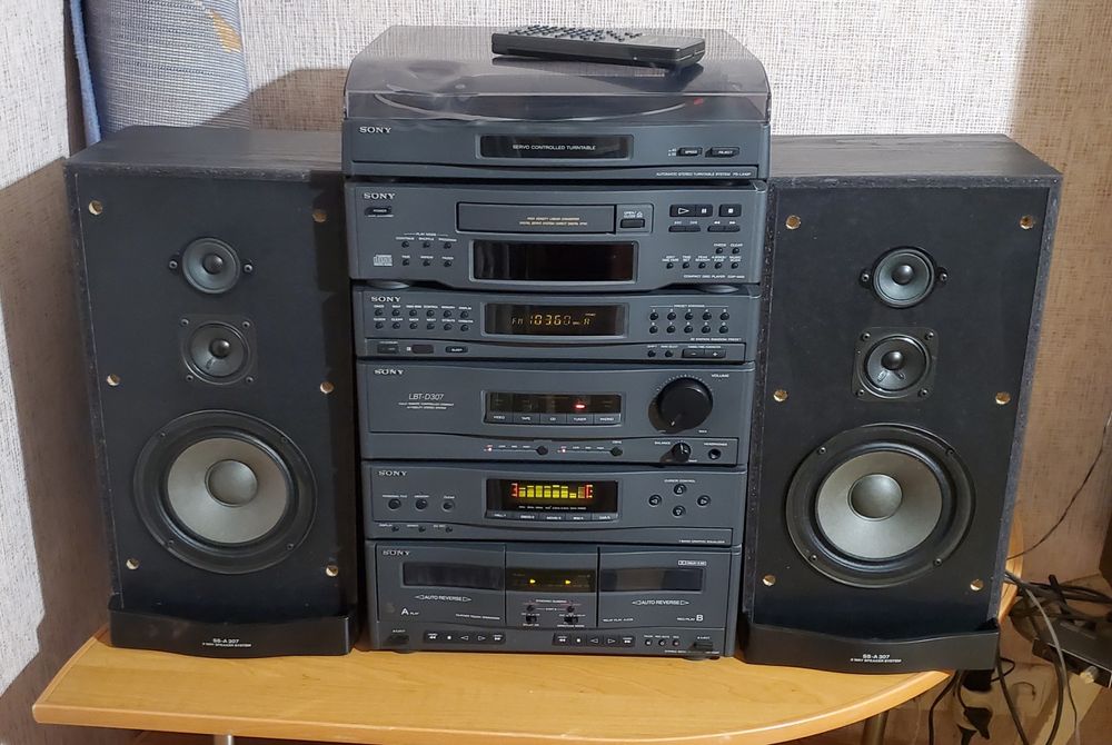 Sony LBT-D307 — Полная Hi-Fi система в сборе.  Все компонеты в наличии