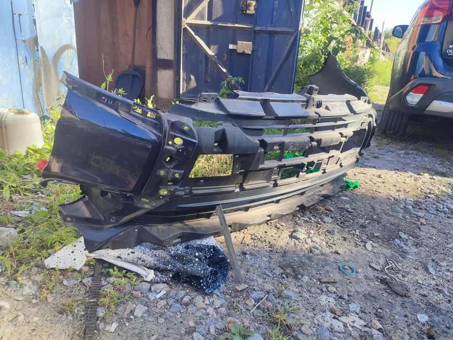 Mitsubishi Outlander 3 половина бампера правая