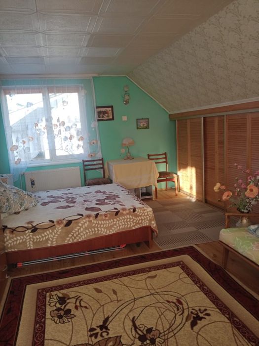 Візьму на підселення дівчину в кімнату