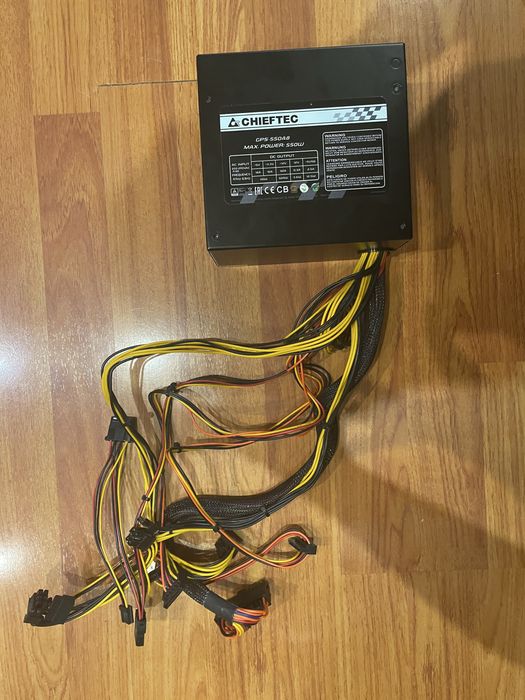 Блок живлення CHIEFTEC GPS-550A8 550w