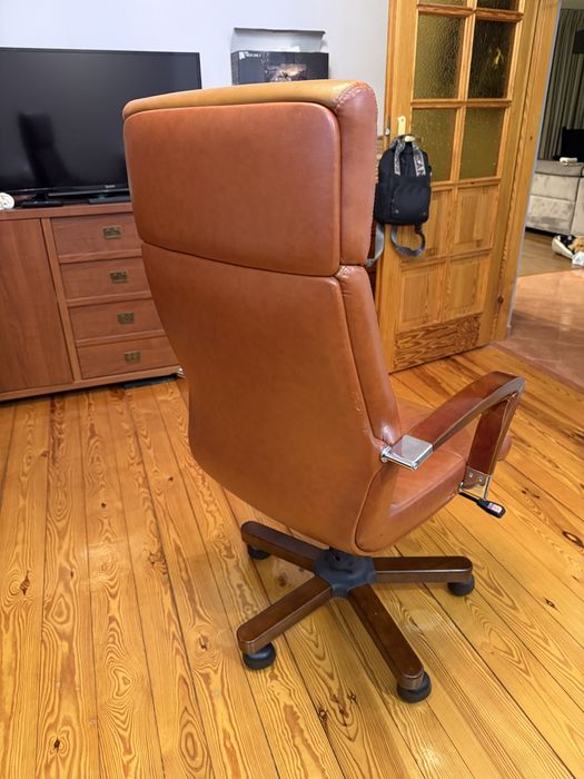 Skórzany fotel biurowy  krzesło biurowe