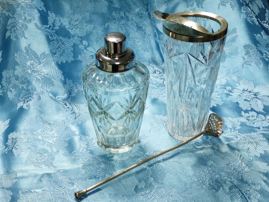 Conjunto de Shaker e jarro Antigo - Raro