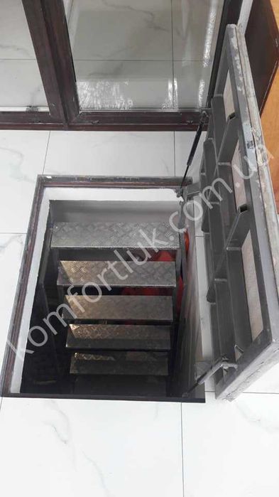 Підлоговий люк в підвал — Ревізійний каналізаційний люк від виробника