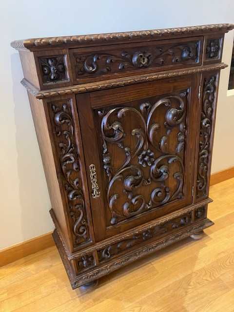 Móvel entrada antigo