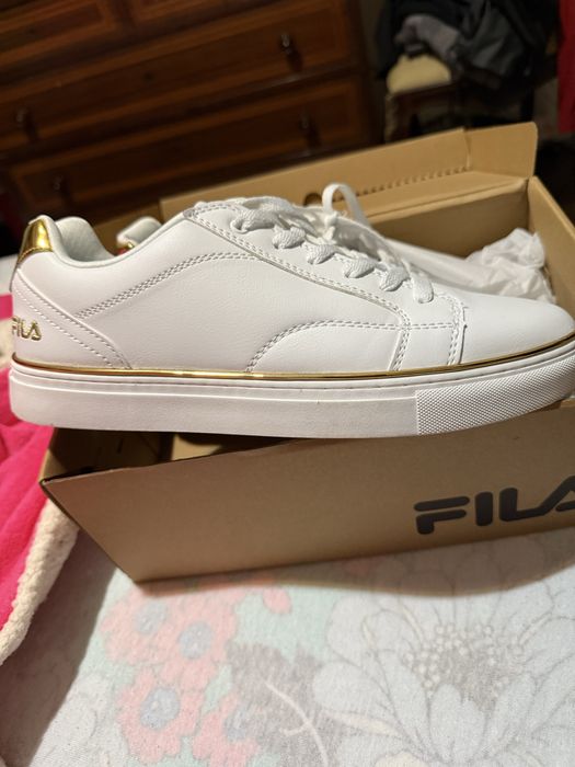 Tenis fila amalfi  Branco novo