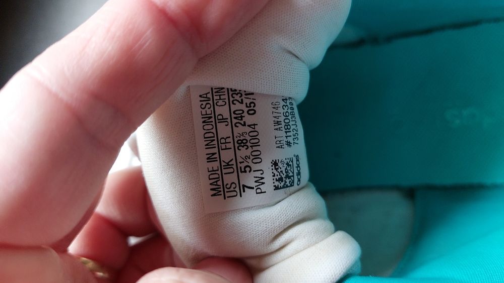 Buty Adidas trampki oryginalne 38,5