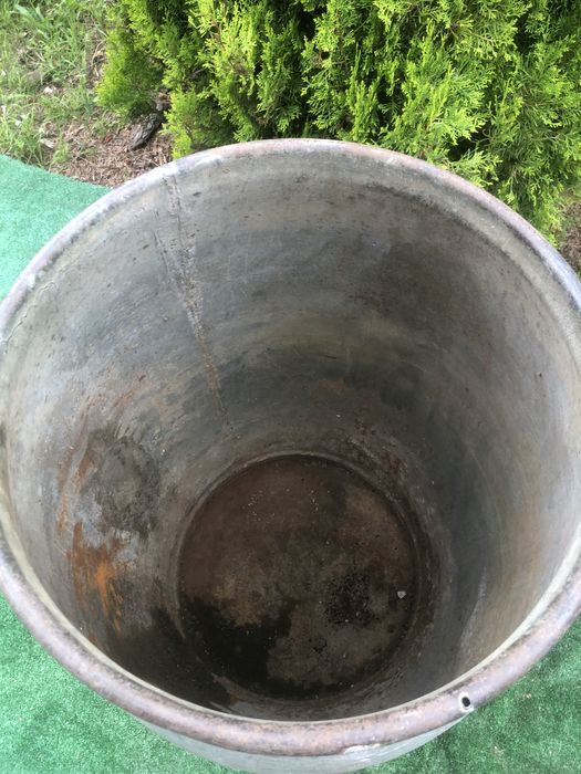 Beczka na wodę lub na wędzarnie