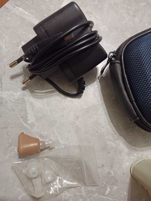 Слуховой аппарат Аксон К-88  с аккумулятором и зарядным устройством