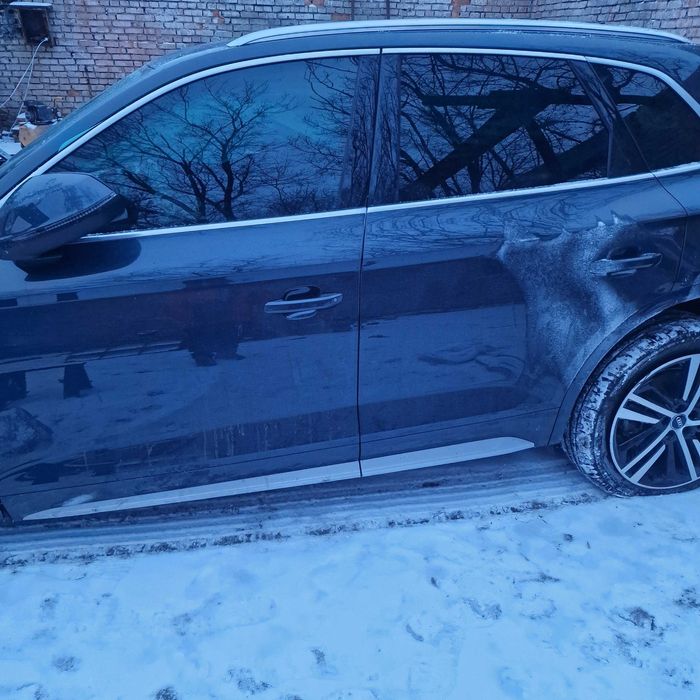 ДверіAudiQ5 80a 2018 року