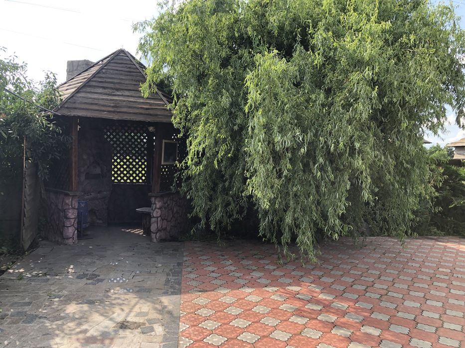 Продається 2 бані+кафе