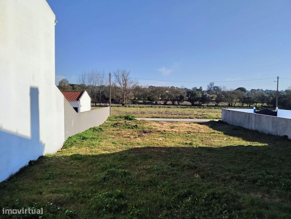 Terreno Urbano com Vibialidade de  construção nas Alcaçovas