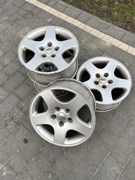 Felgi aluminiowe Audi – oryginalne, komplet 4 szt.