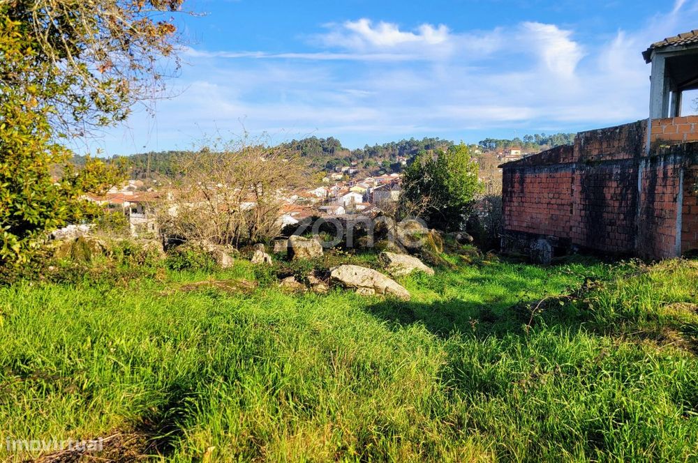 Terreno Urbano em Passos de Silgueiros