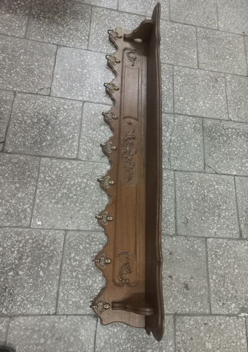 Rustykalny wieszak drewniany półka