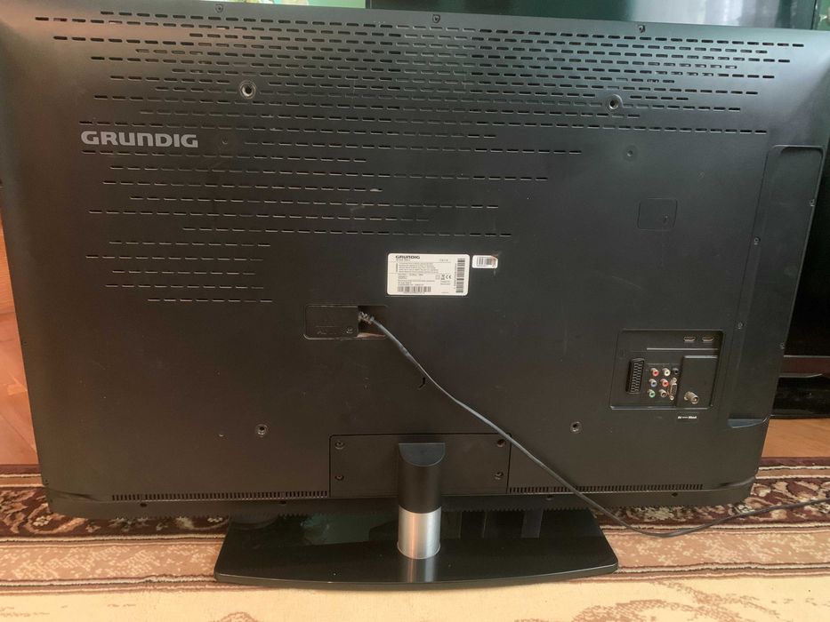 Телевізор Grundig 40 дюймів(101,6 см) 40VLE7040C full HD без смарта