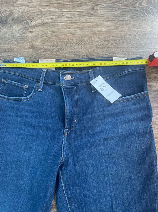 Джинси жіночі levi’s 31*30