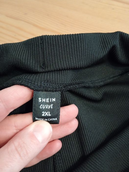 Rozciągliwe rybaczki getrowe rozmiar 46 Shein