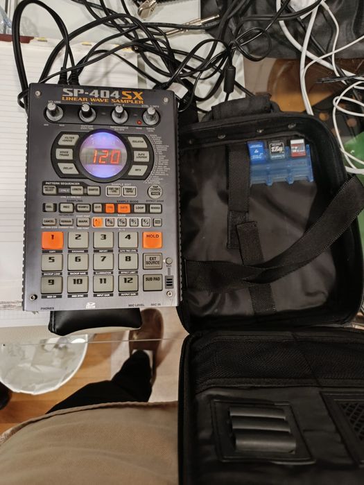 Roland SP-404SX Linear Wave Sampler