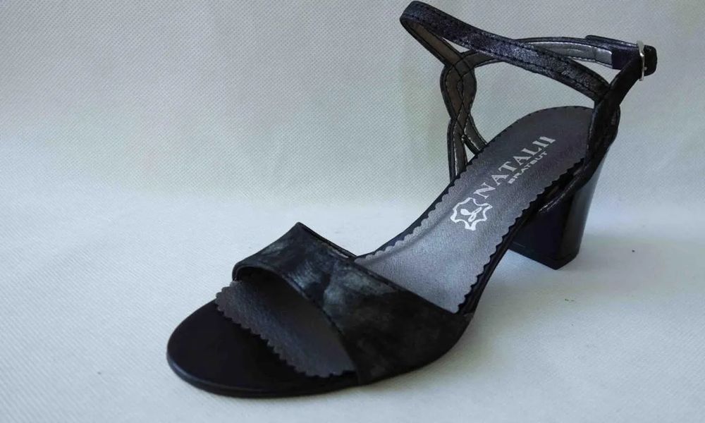 Sandały SKÓRZANE czarne obcas 6 CM 37