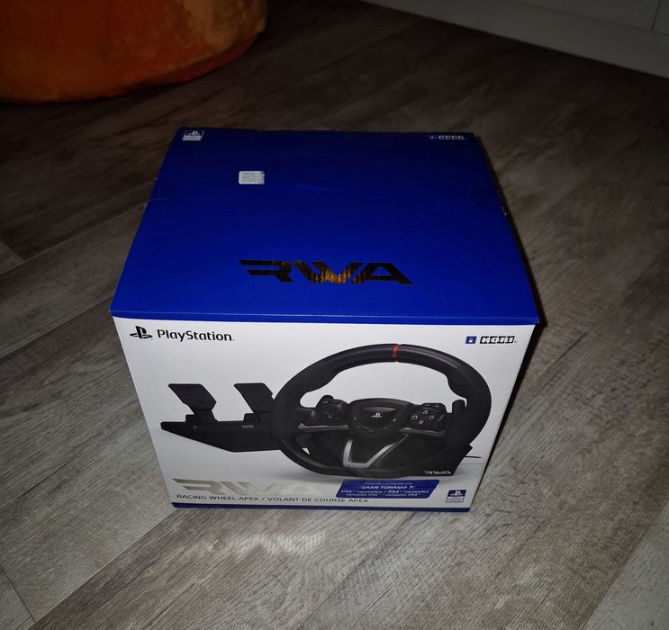 Kierownica HORI RWA Racing Wheel Apex PS5/PS4/PC + pedały + pudełko
