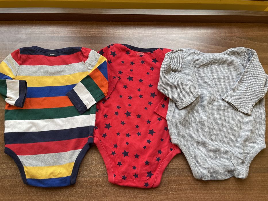 Лот боді, штани, пінетки Baby Gap 6-12 м.