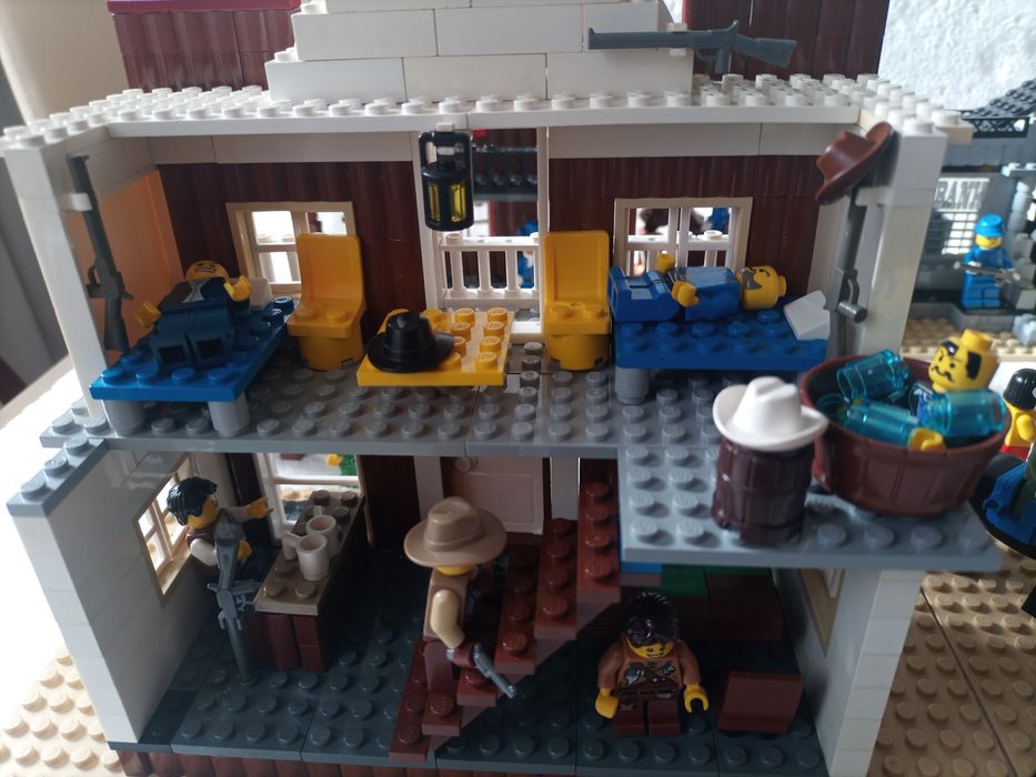 Klocki LEGO western-hotelo