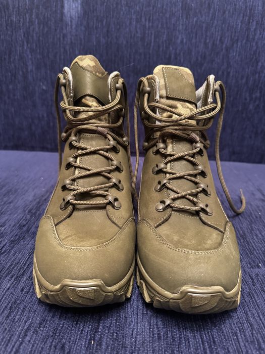 берці 39 розмір