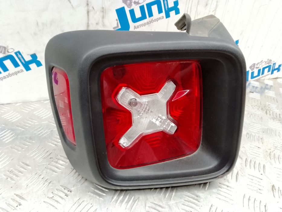 Фонарь левый в крыле 68429903AA для Jeep Renegade 2015-2024