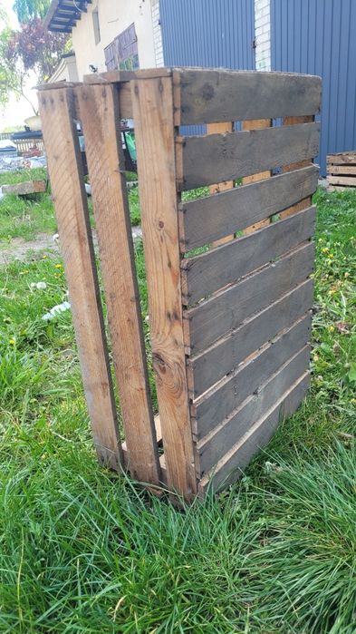 Skrzynki drewniane do jabłek