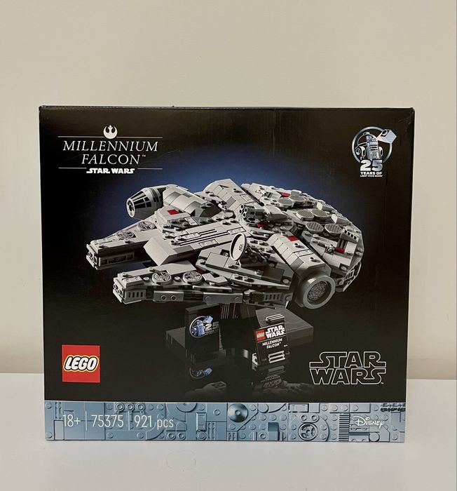 Конструктор LEGO Star Wars Тисячолітній сокіл (75375) лего зоряні війни