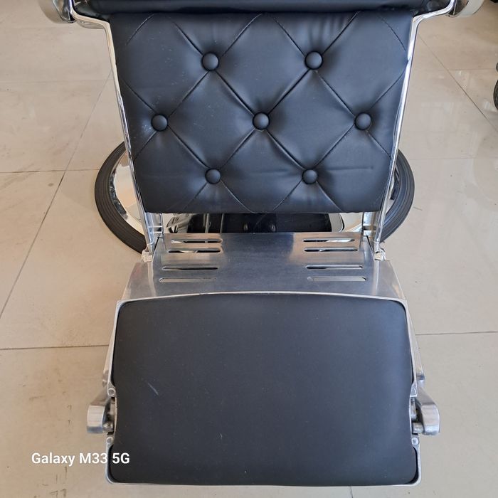 Sprzedam fotel barberski