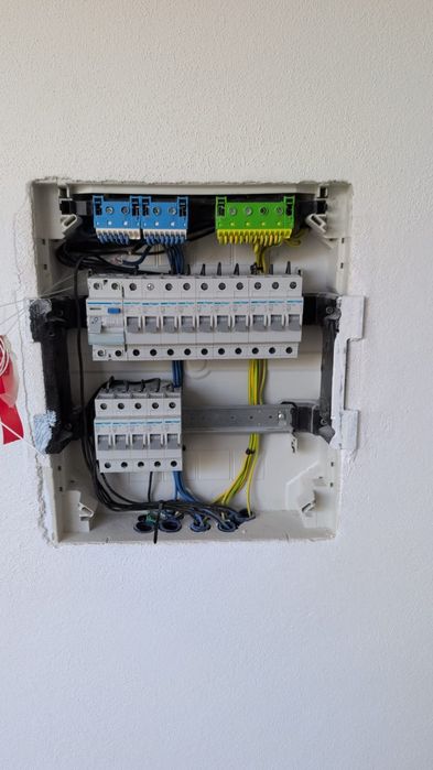 Jpl.Lda  Serviços Eletricidade entre outros