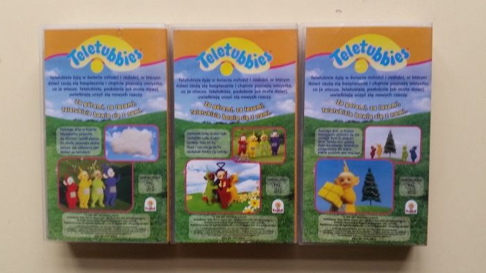 Kaseta VHS Baw się i ucz z Teletubbies 3 szt.