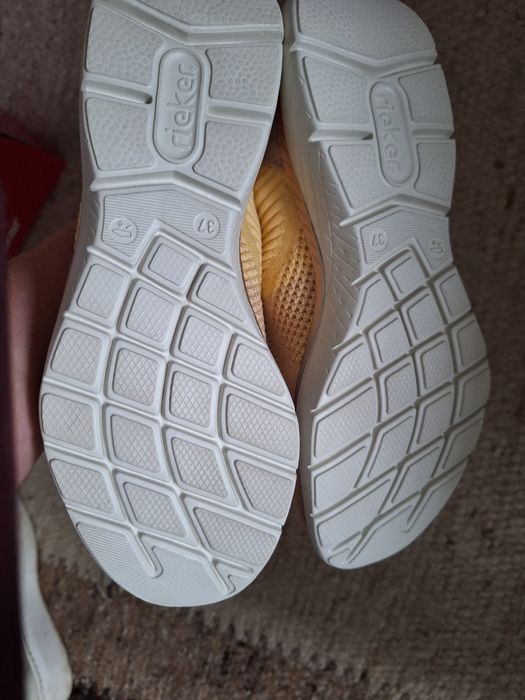 Sneakersy marki riekier , rozm. 37, buty nowe