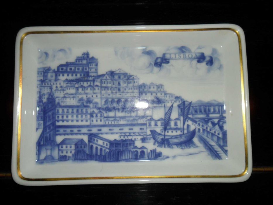 Cinzeiro com paisagem de Lisboa - Vista Alegre