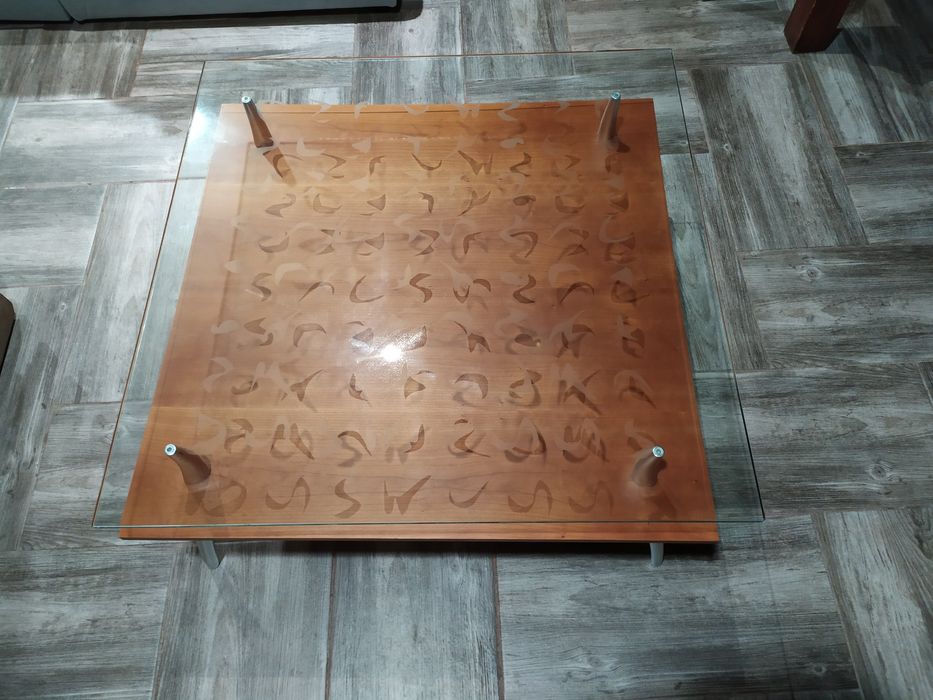 Mesa centro  lindíssima