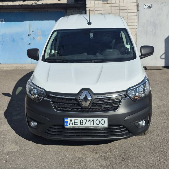 Авто Renault Express 2022