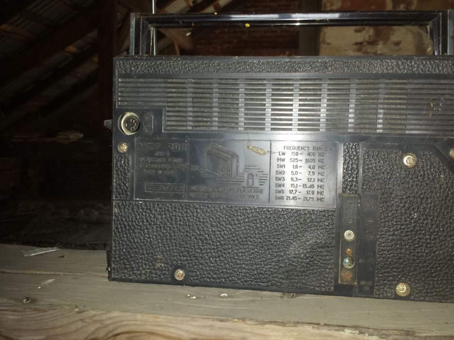 Stare radia. Sprzedam.