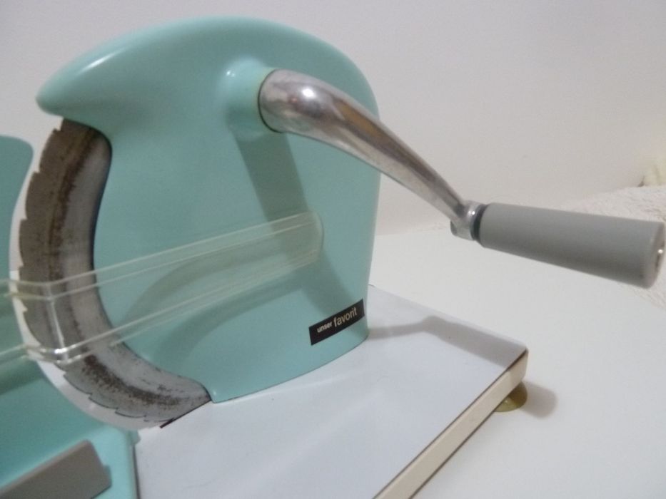 Maquina de cortar fiambre e queijo vintage