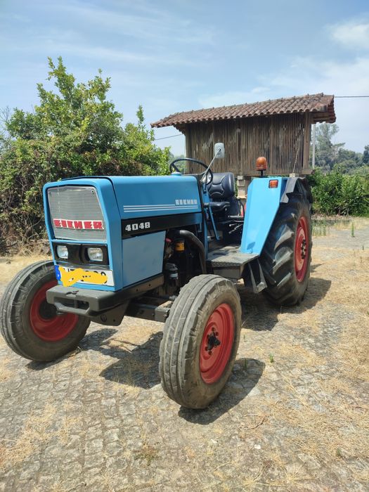 Trator agrícola (Perkins)+ Charua Galucho