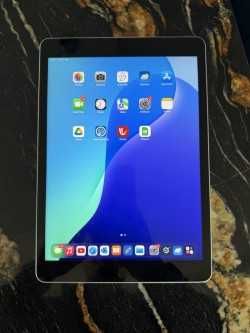 Apple iPad 10.2'' Wi-Fi - 64GB - Prateado - 9ª Gen.