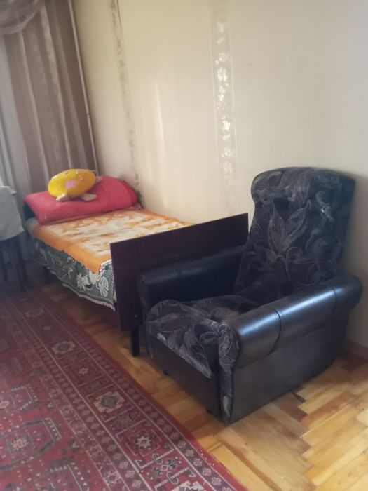 Здається 1к квартира в центрі Бабурки, власниця!