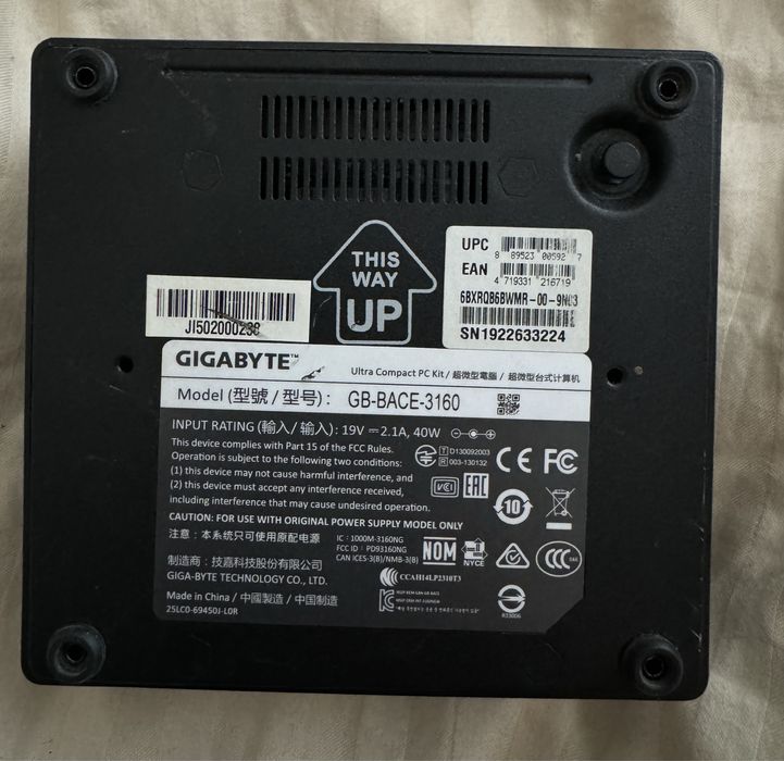 Kомпьютер Gigabyte brix GB-BACE-3160