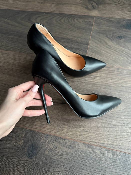 Туфлі жіночі лодочки